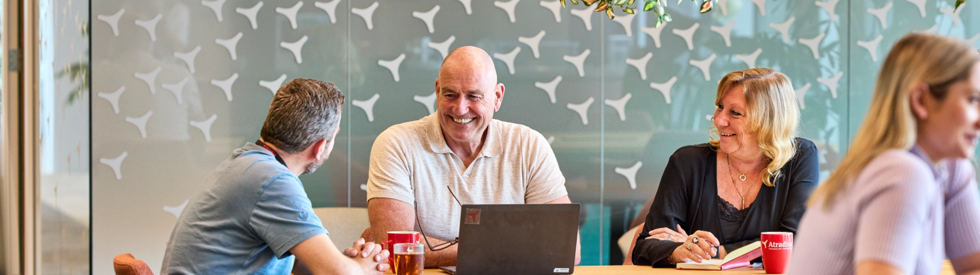 Group of Atradius employees collaborating